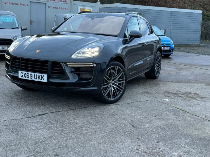 2025 Porsche Macan