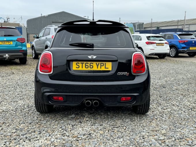 2024 Mini Hatch Cooper