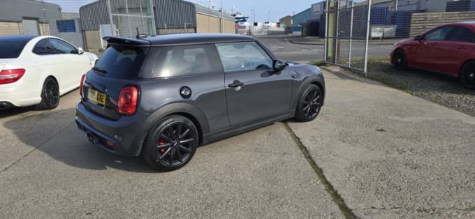 2025 Mini Hatch