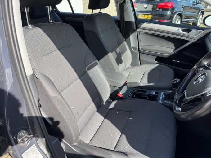 2025 Volkswagen Golf