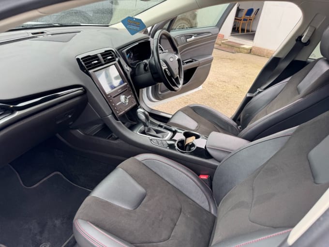 2025 Ford Mondeo