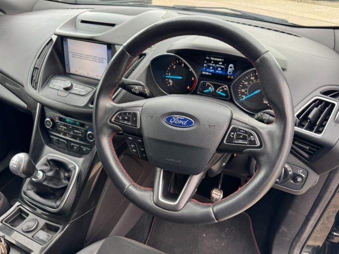 2025 Ford Kuga