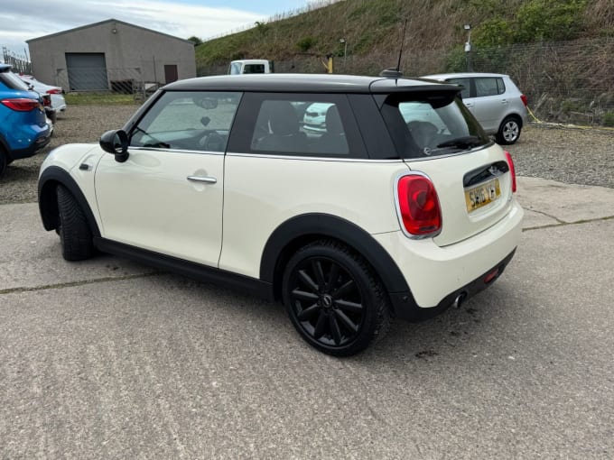 2025 Mini Hatch