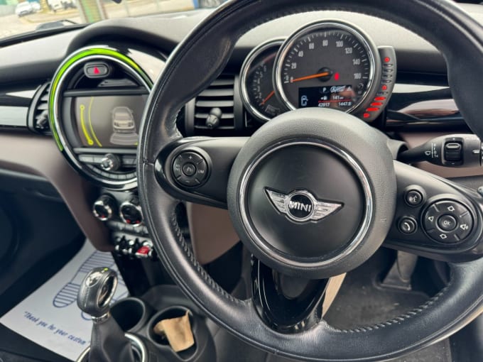 2025 Mini Hatch