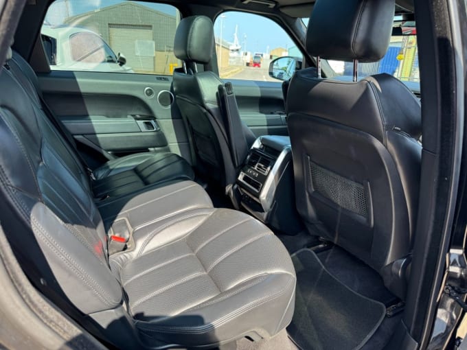 2025 Land Rover Range Rover Sport