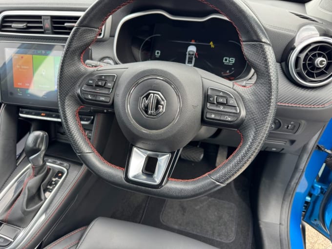 2025 Mg Mg Zs