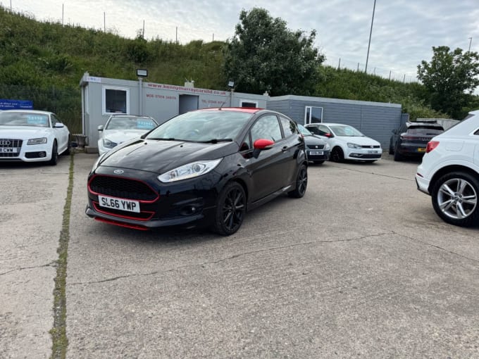 2025 Ford Fiesta