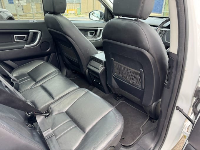 2025 Land Rover Discovery Sport