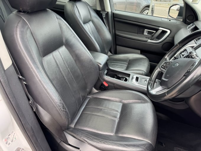 2025 Land Rover Discovery Sport