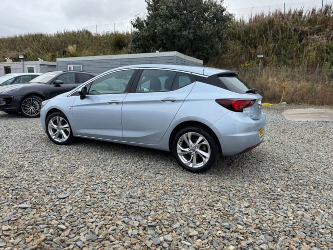 2025 Vauxhall Astra