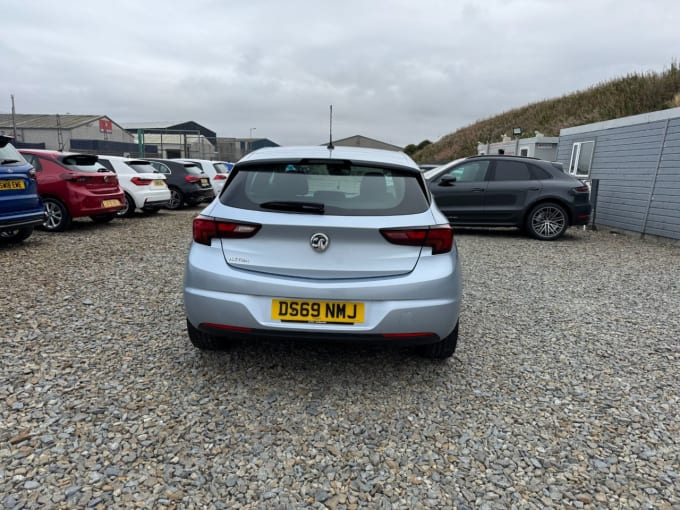 2025 Vauxhall Astra