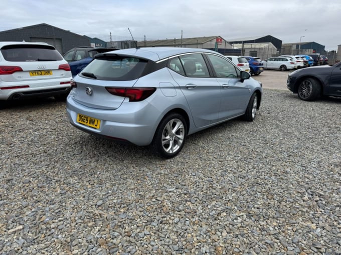 2025 Vauxhall Astra