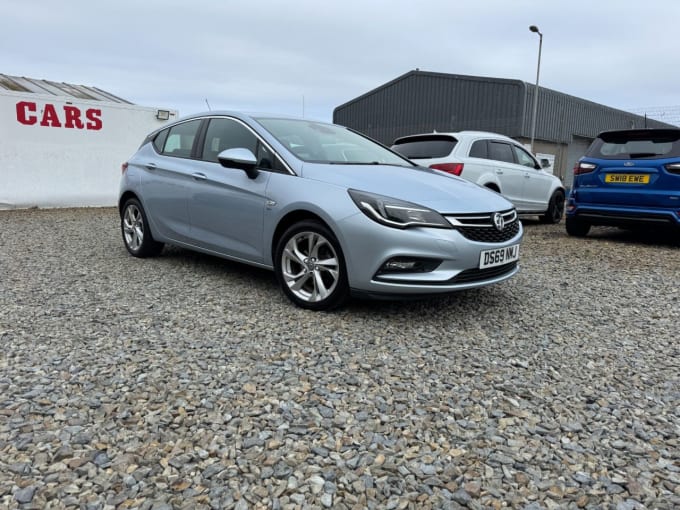 2025 Vauxhall Astra
