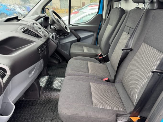 2025 Ford Transit Custom