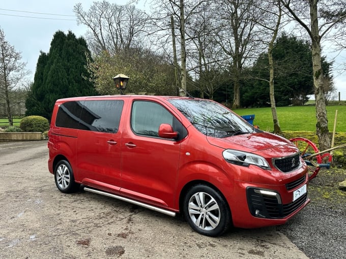 2019 Peugeot Traveller