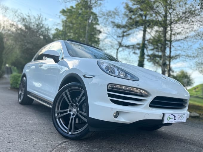 2024 Porsche Cayenne Diesel Estate