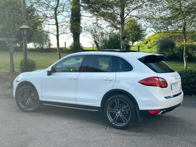 2024 Porsche Cayenne Diesel Estate