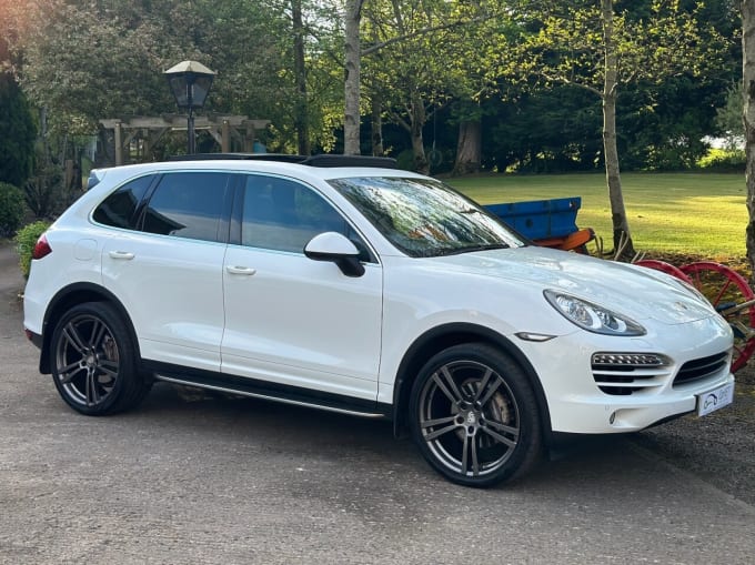 2024 Porsche Cayenne Diesel Estate