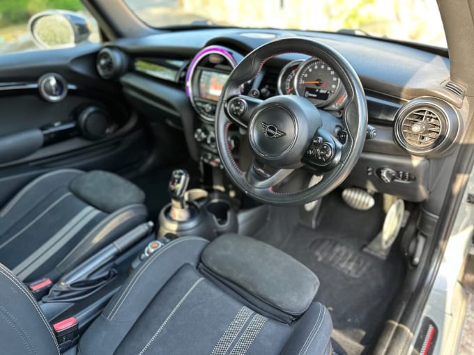 2024 Mini Hatch Cooper