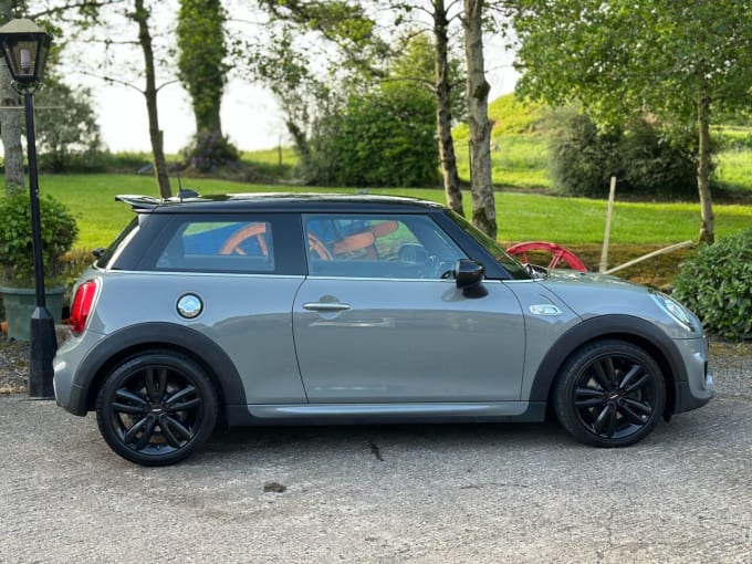 2024 Mini Hatch Cooper