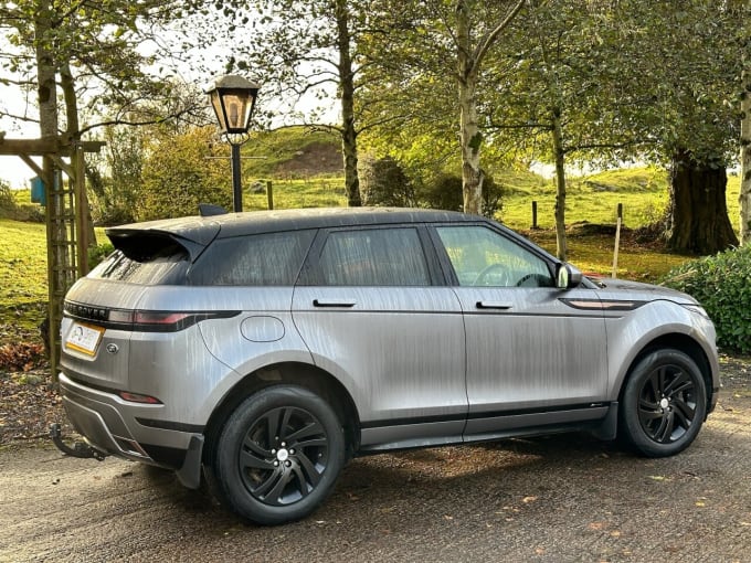 2025 Land Rover Range Rover Evoque