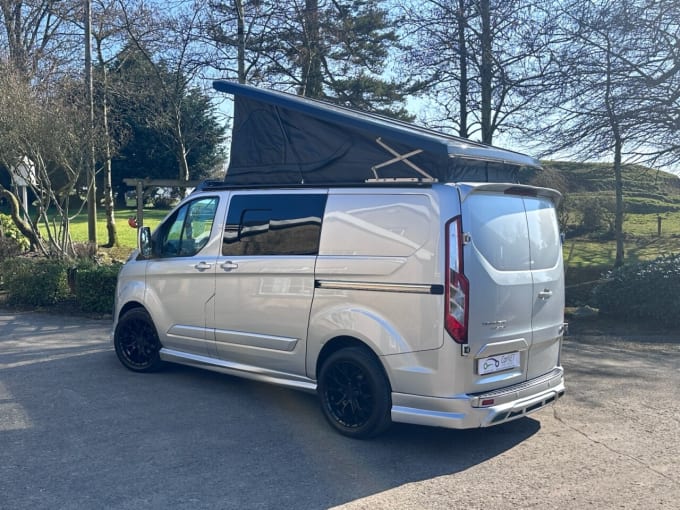 2025 Ford Transit Custom