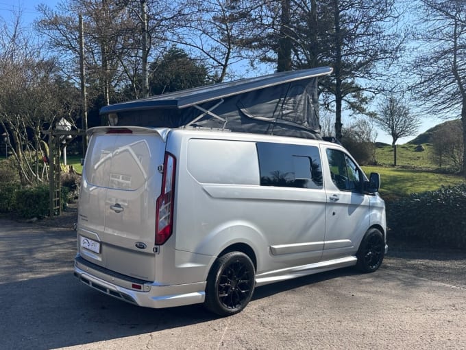 2025 Ford Transit Custom
