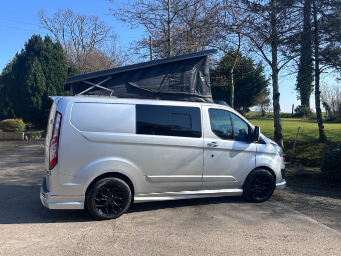 2025 Ford Transit Custom