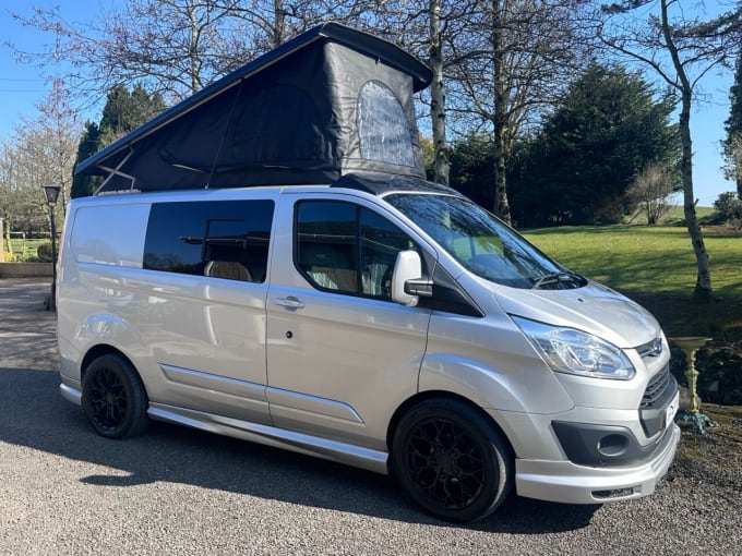2025 Ford Transit Custom