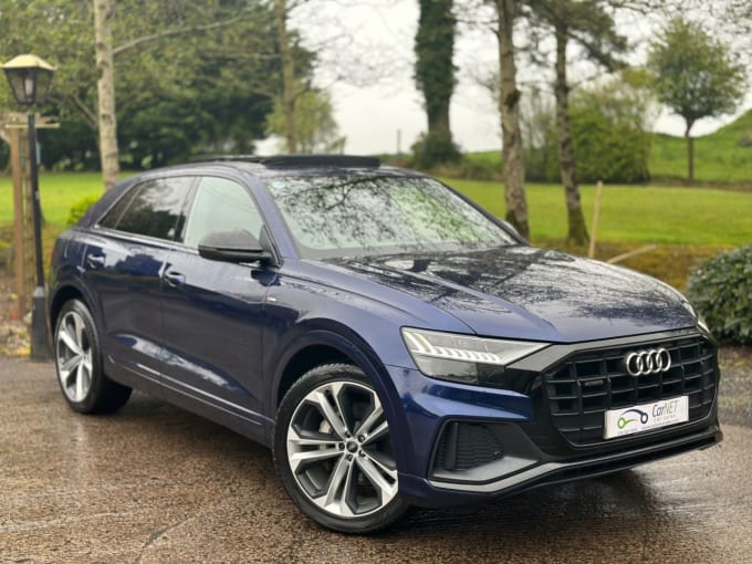 2025 Audi Q8