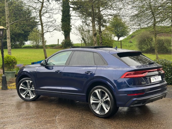 2025 Audi Q8