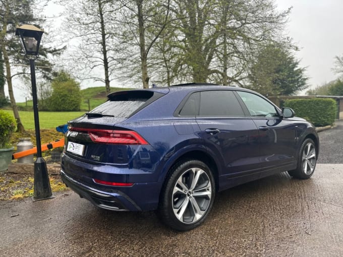 2025 Audi Q8