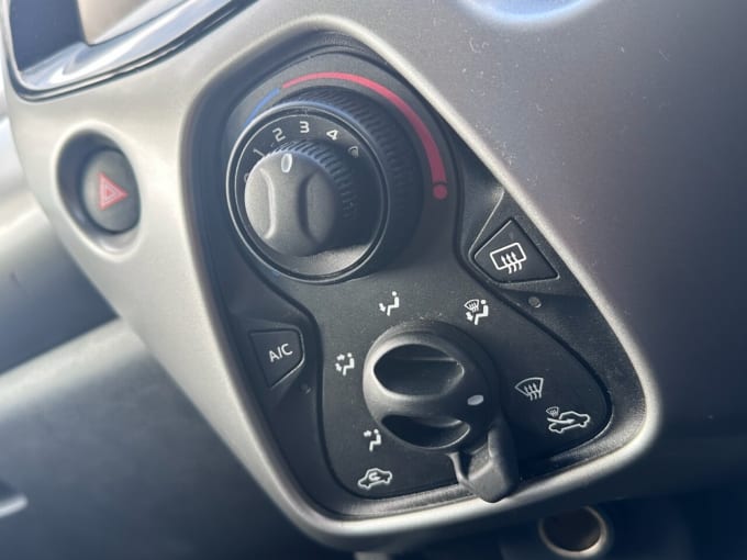 2025 Peugeot 108