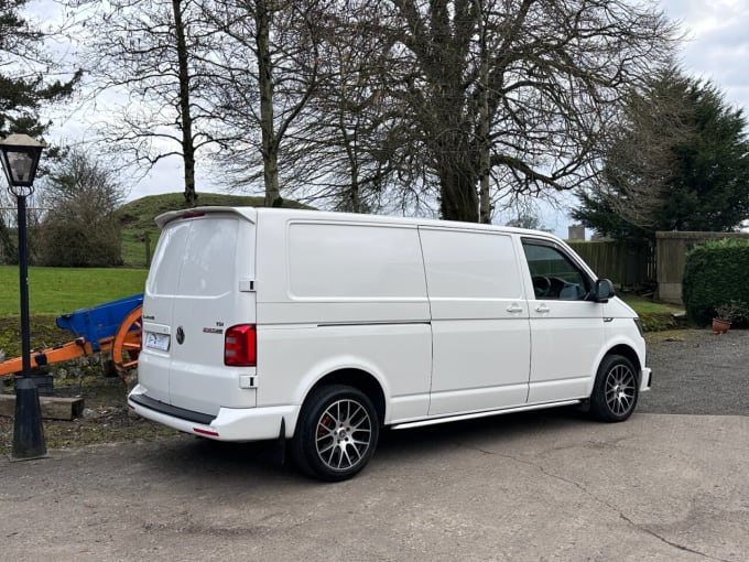 2025 Volkswagen Transporter