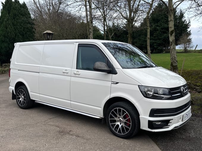 2025 Volkswagen Transporter