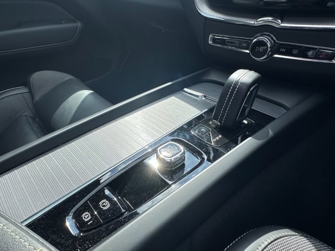 2025 Volvo Xc60