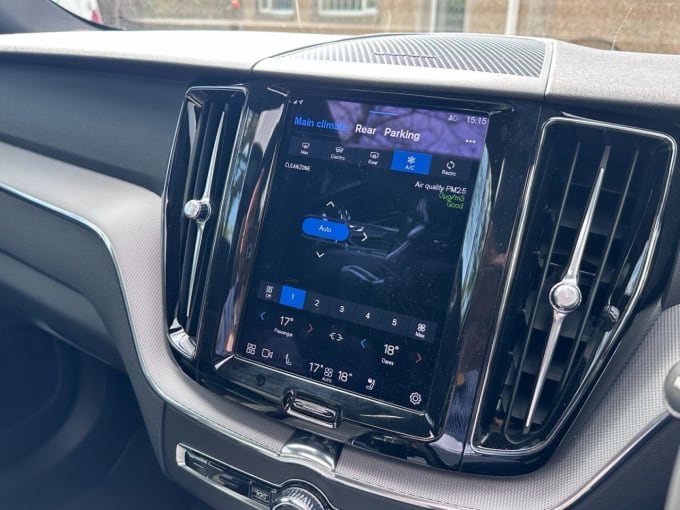 2025 Volvo Xc60