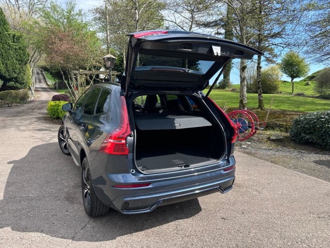 2025 Volvo Xc60