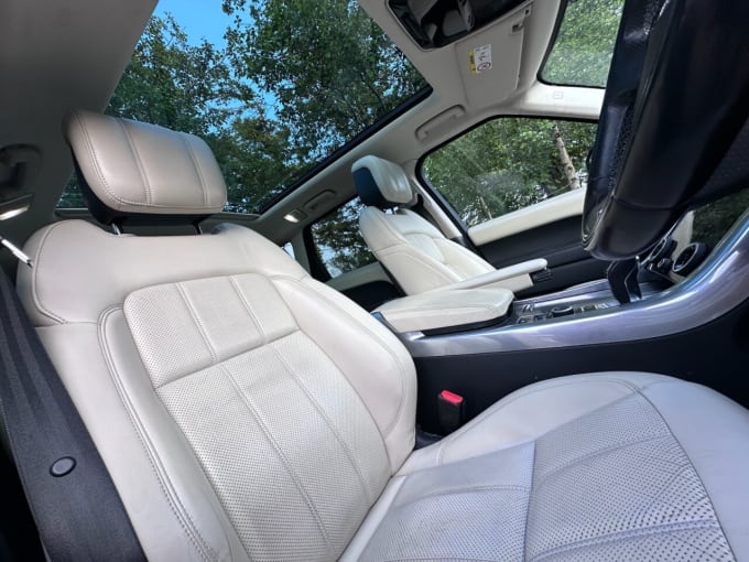2025 Land Rover Range Rover Sport