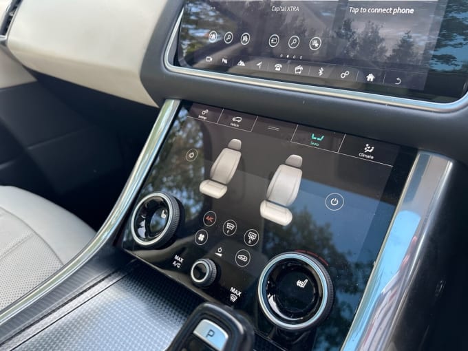 2025 Land Rover Range Rover Sport