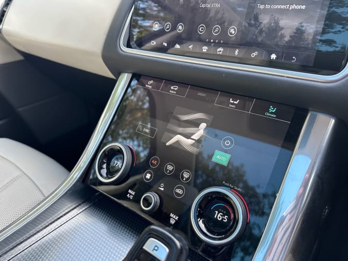 2025 Land Rover Range Rover Sport