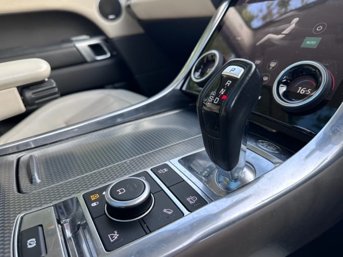 2025 Land Rover Range Rover Sport