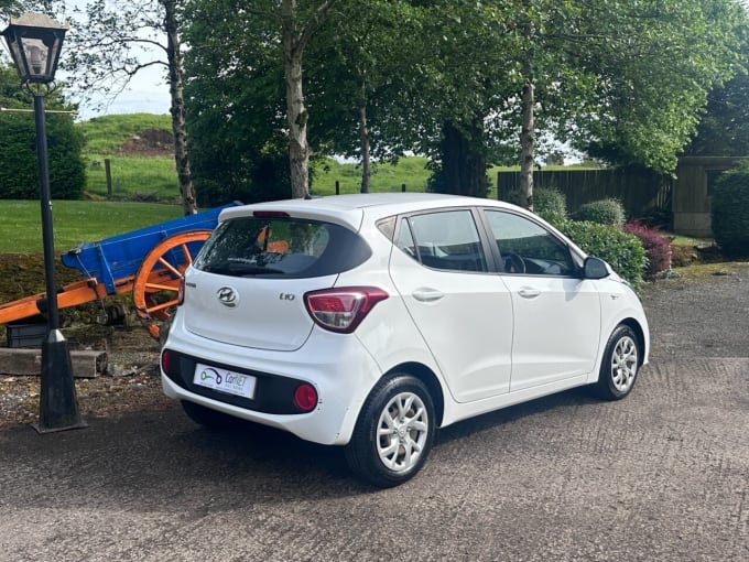 2025 Hyundai I10