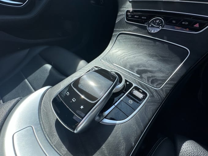 2025 Mercedes-benz C-class