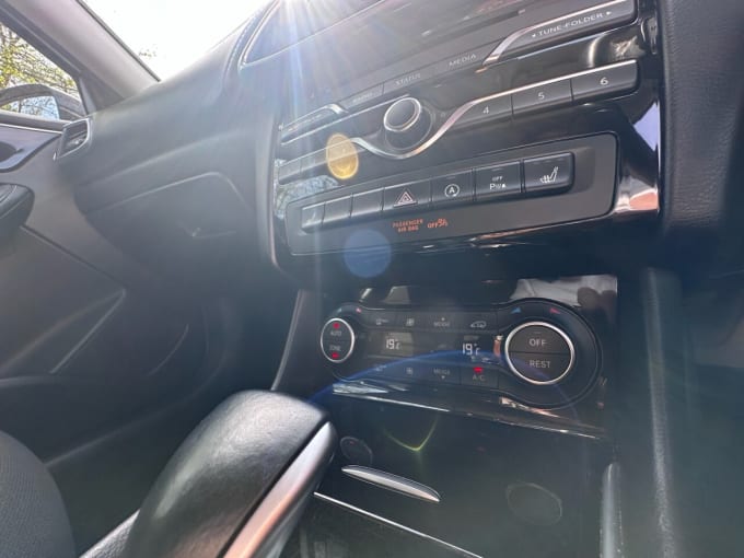 2025 Infiniti Q30