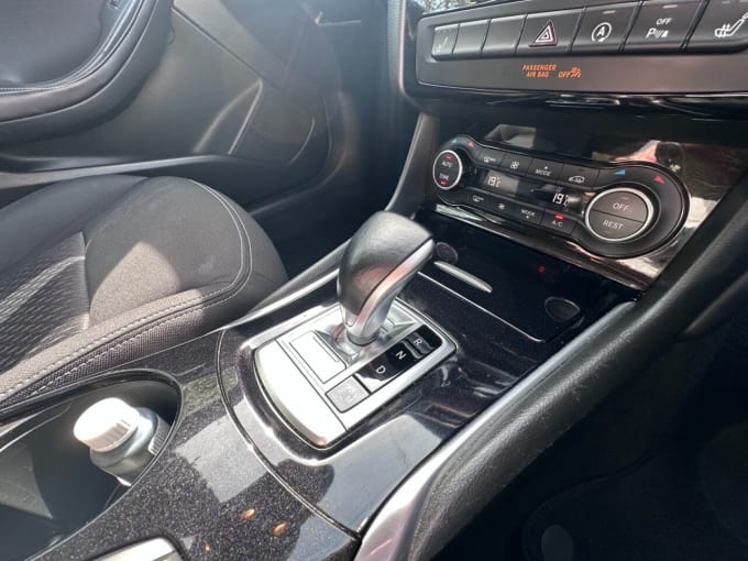 2025 Infiniti Q30