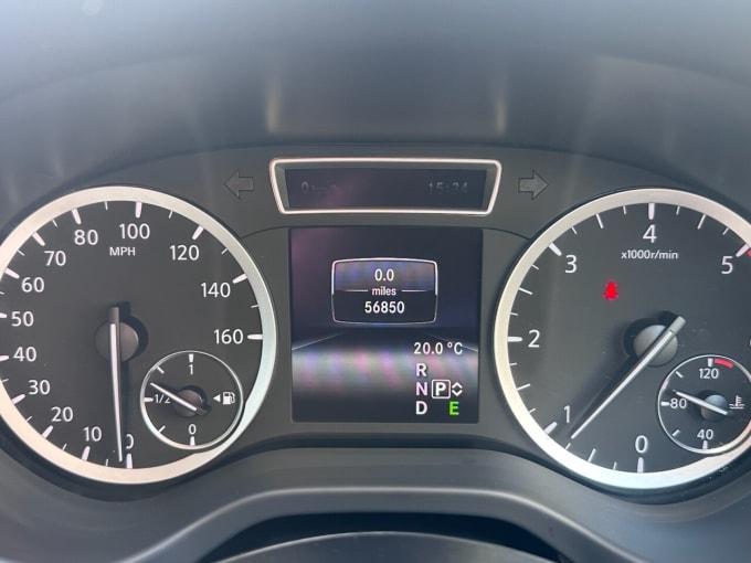 2025 Infiniti Q30