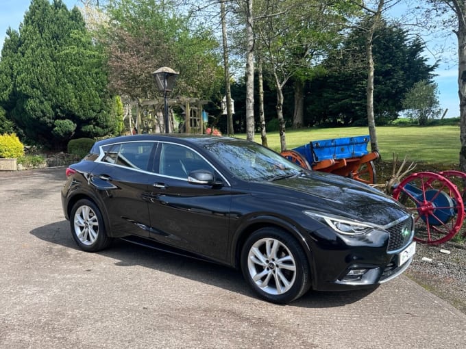 2025 Infiniti Q30