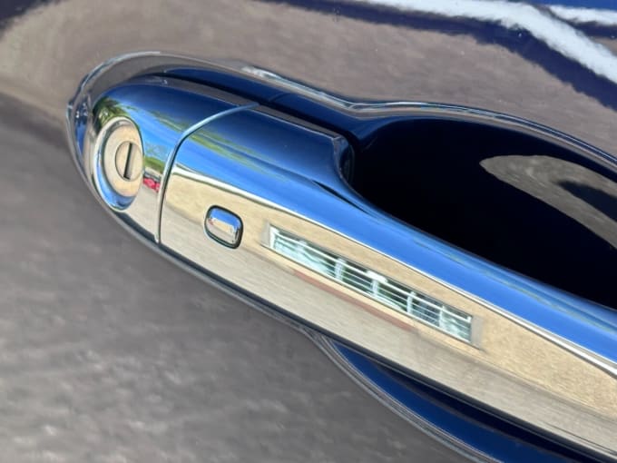 2025 Maserati Ghibli
