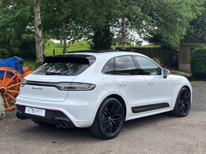 2025 Porsche Macan